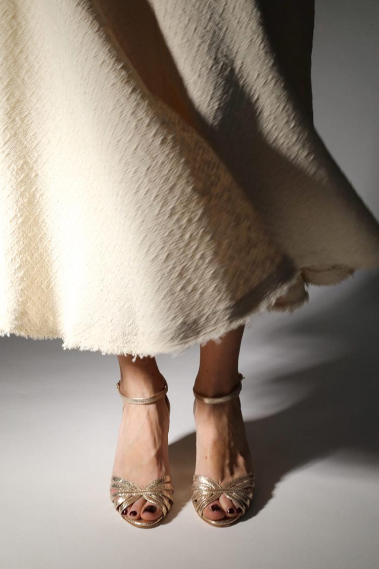 Eugenia - Peep toe sandály v metalizované zlaté