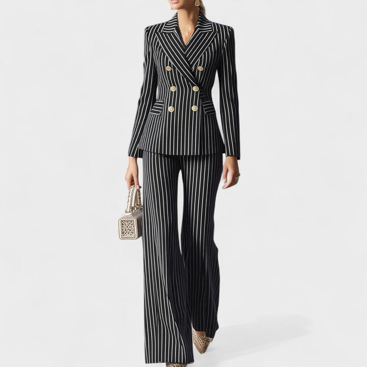 Olga - Elegantní pruhovaný outfit