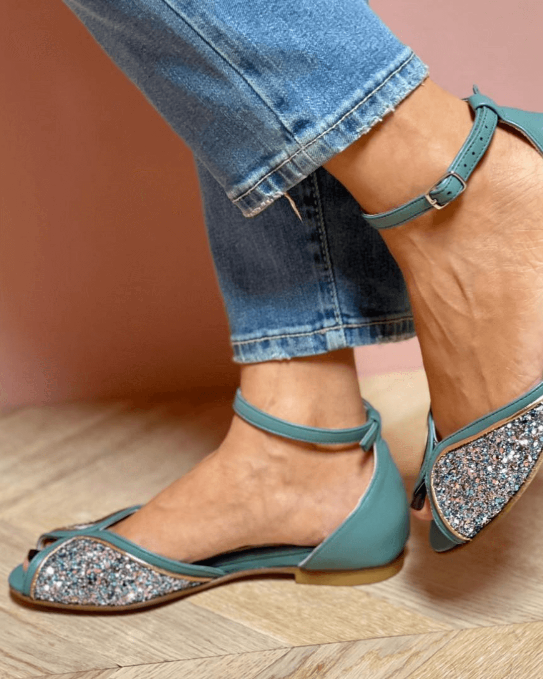 Teolinda - Sandály Peep toe s třpytkami