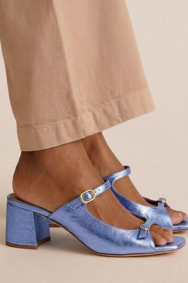 Hermelinda - Slingback boty v zlaté