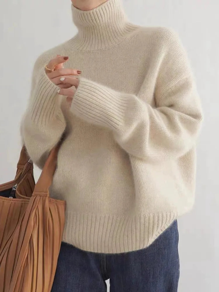 Ana - Elegantní svetr s vysokým límcem