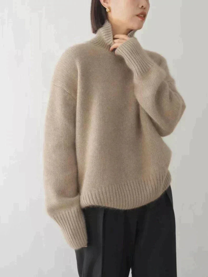 Ana - Elegantní svetr s vysokým límcem