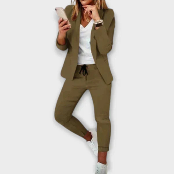 Cristiana - Elegantní a pohodlný blazer.