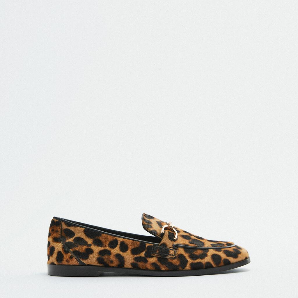 Sekvoje - Odvážný leopardí mokasín