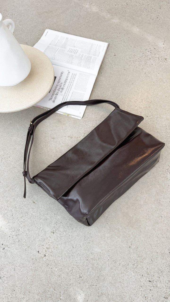 Rylee Merlot Clutch Taška