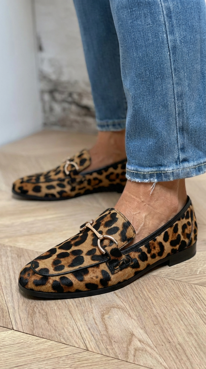 Sekvoje - Odvážný leopardí mokasín